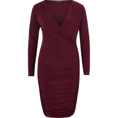Plum ruched long sleeve bodycon dress